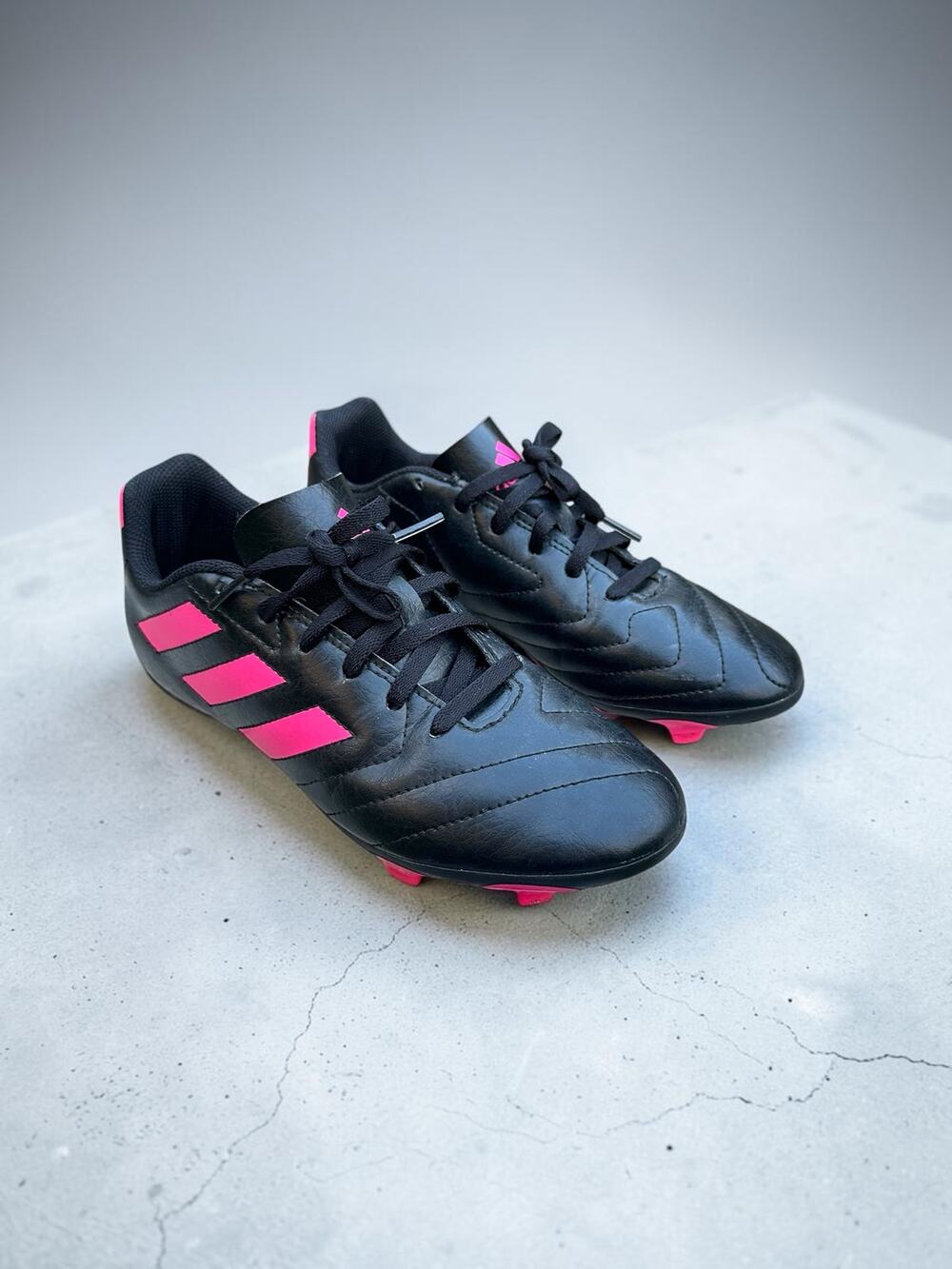 Adidas Goletto VII FG Junior Soccer Cleats FV2895, Size 5.5, Black/Shock Pink